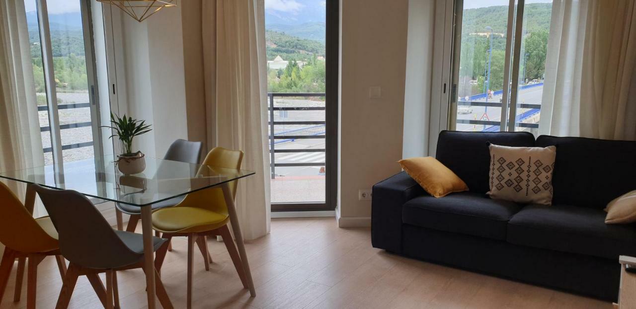 Apartamento Vive Ainsa Luaran gambar